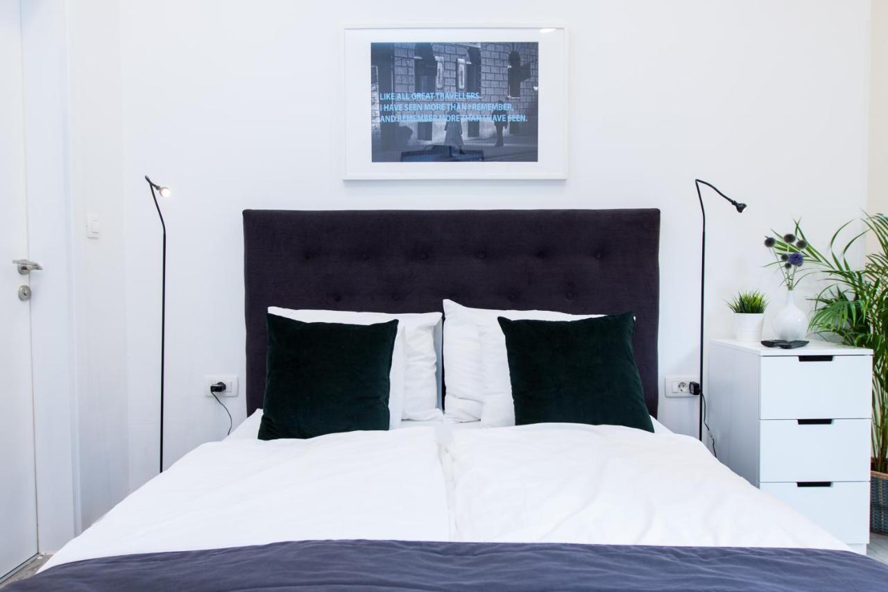 Apartment Five Forty Five By Irundo *